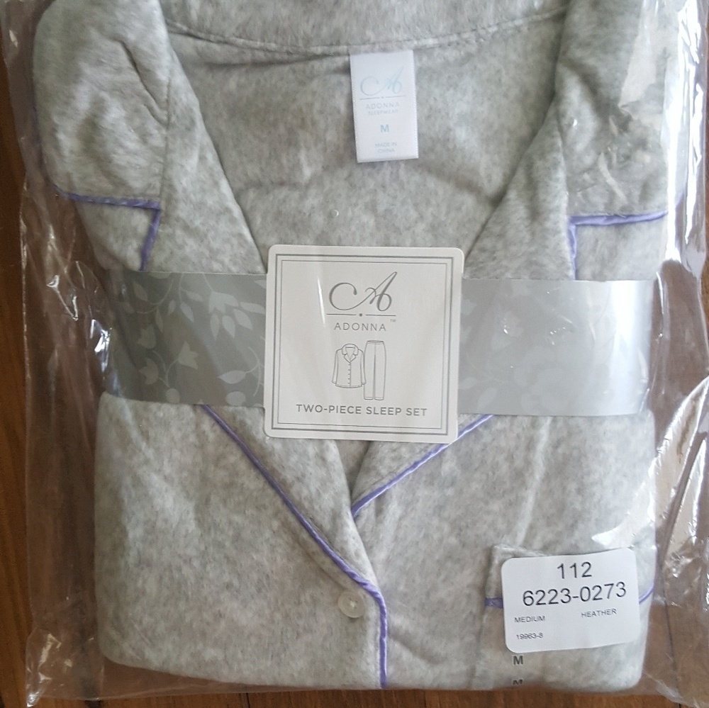 Adonna 2pc pajamas Medium NWT